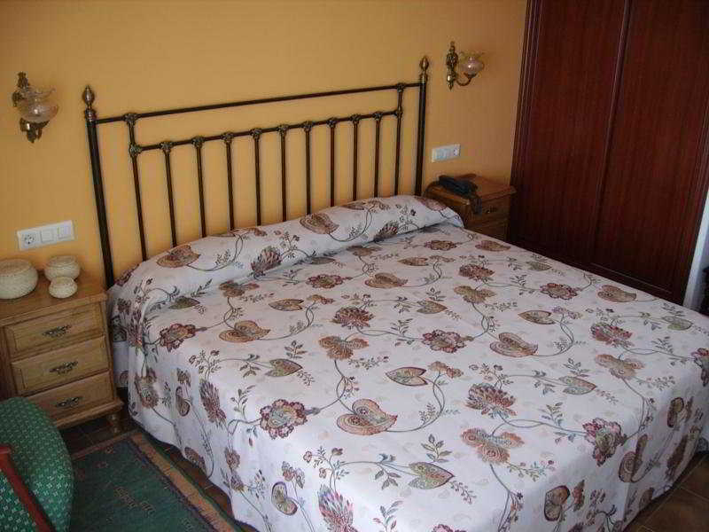 Hotel Amandi O Grove Bagian luar foto